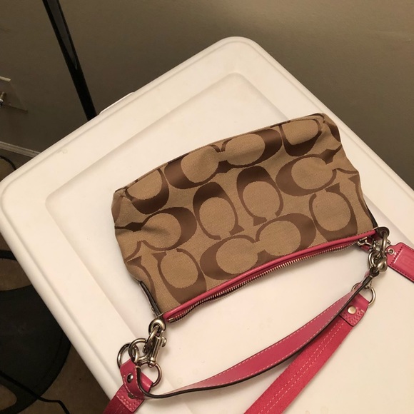 Coach Crossbody Purse - Picture 4 of 4